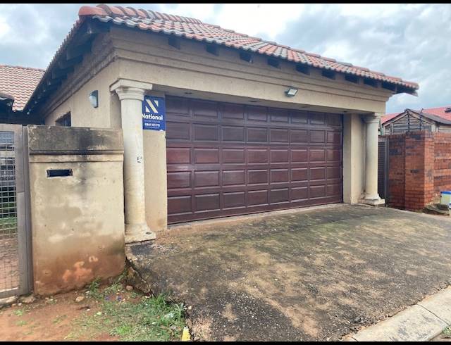 3 BEDROOM HOUSE FOR SALE IN VOSLOORUS